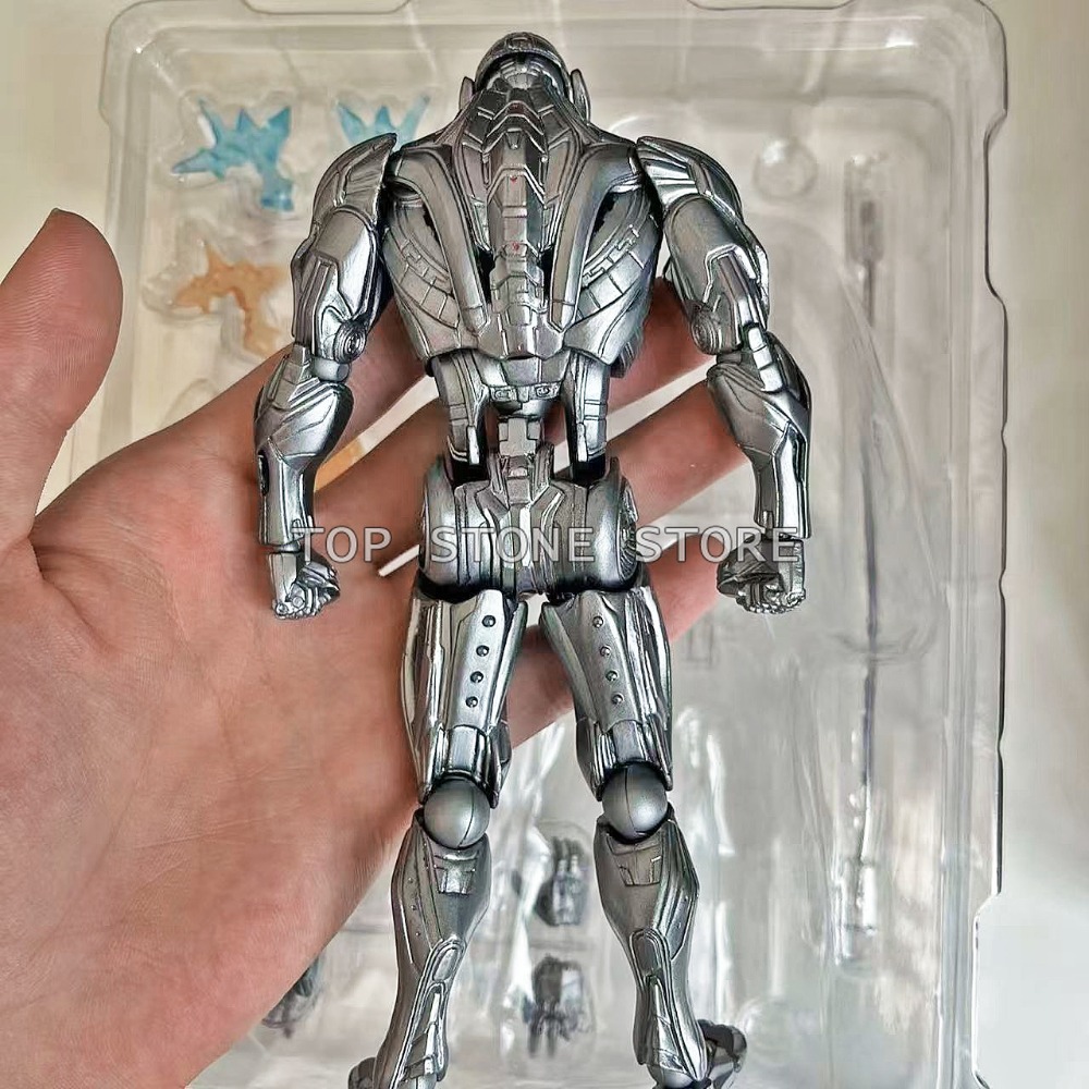 Action Figure AC Factory Ultro - Good Smile Company Figma recensione e prezzo